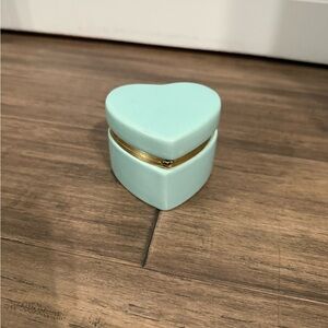 Heart-Shaped Mint Green Jewelry Box